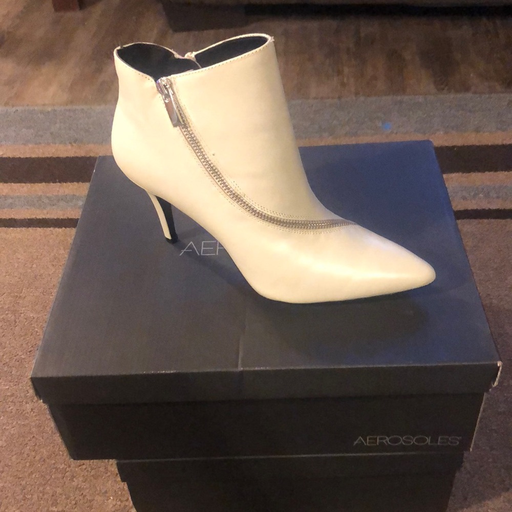 Aerosole heels